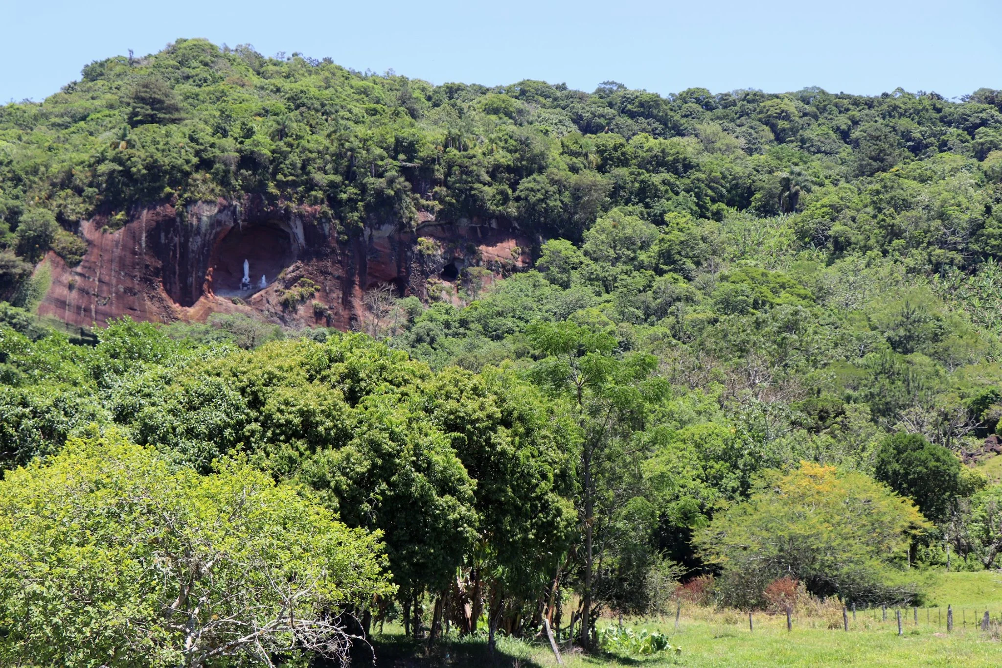 Gruta Nossa Senhora de Lourdes
